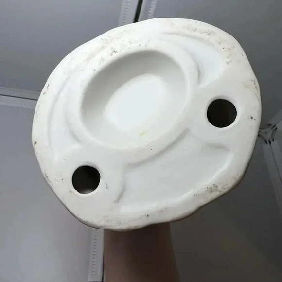 Vintage Homco Woman Farmer Chicken Eggs #1434 Bisque Porcelain Figurine - Picture 5 of 7